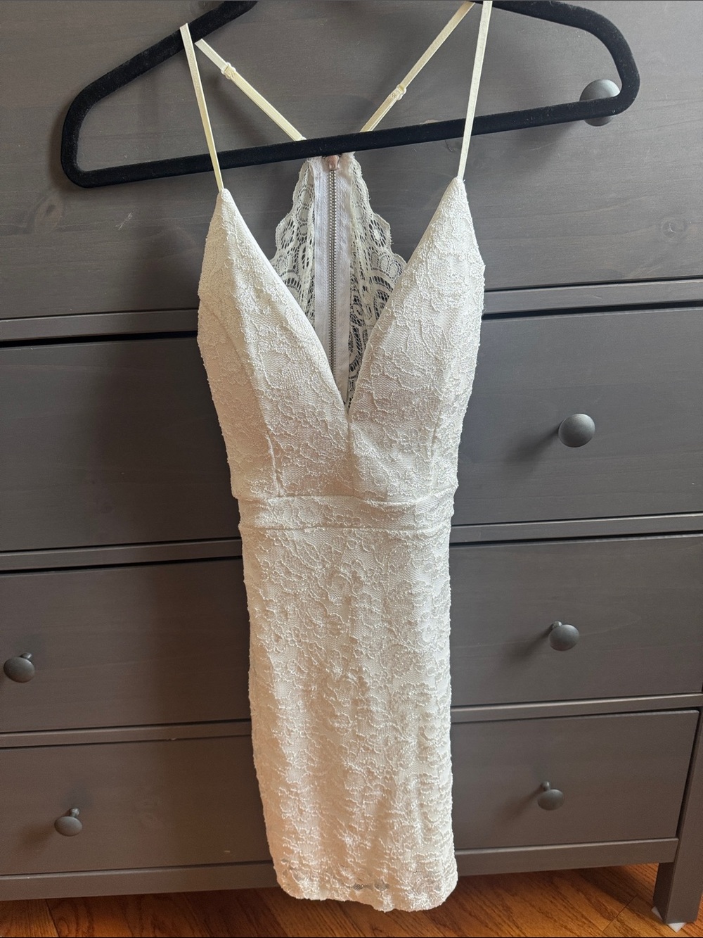 Lace V-Neck Spaghetti Strap Dress in Ivory